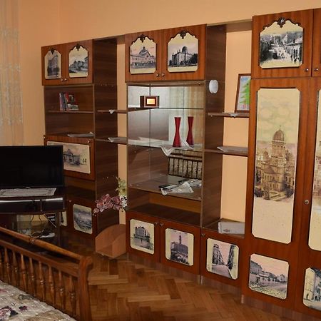 Apartment Orgelsaal Černivci Esterno foto