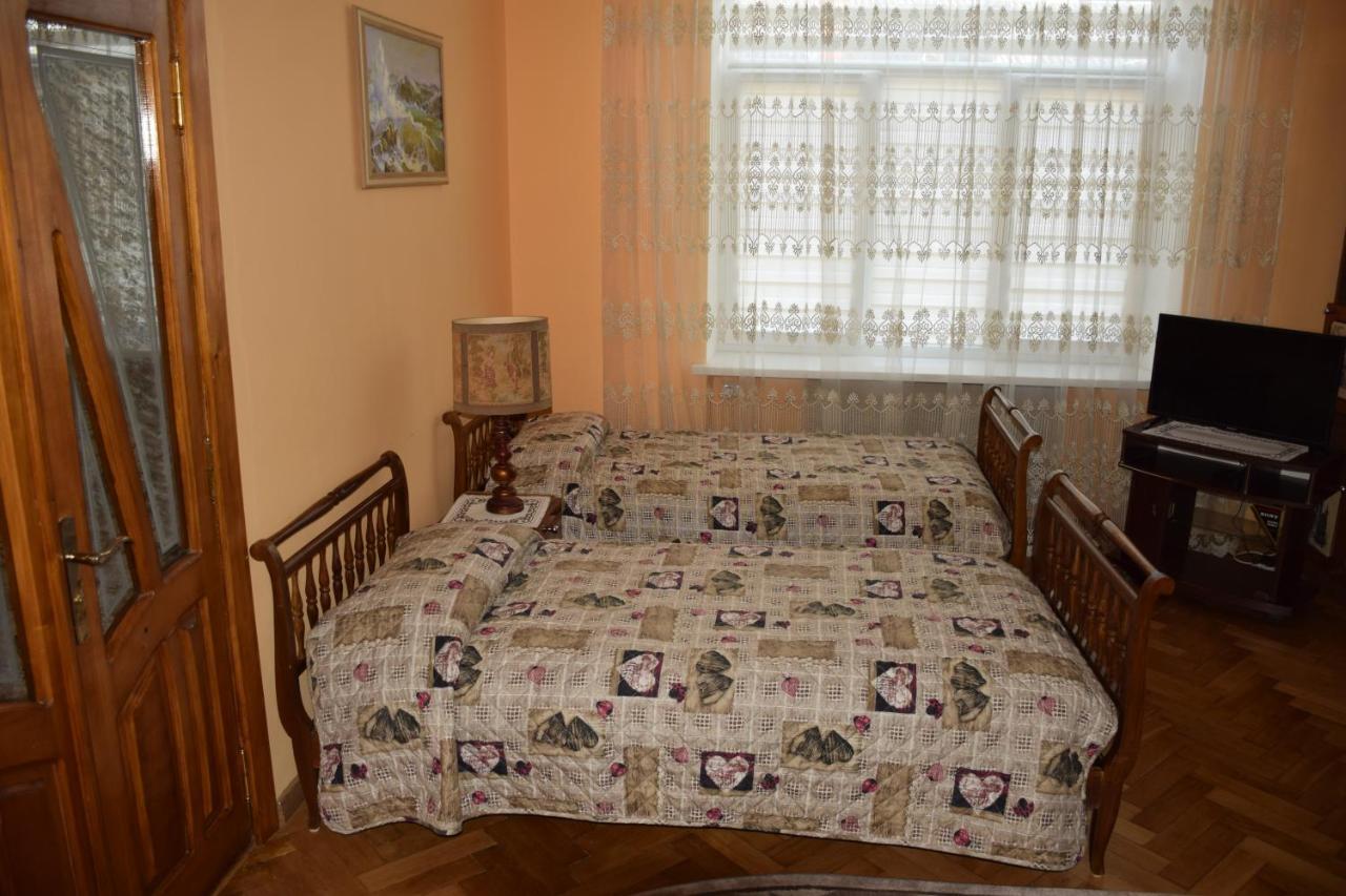 Apartment Orgelsaal Černivci Esterno foto