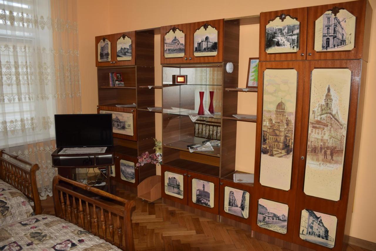 Apartment Orgelsaal Černivci Esterno foto